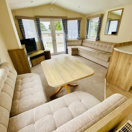 Holiday home A Lovely Caravan That Truly Has It All, Perfect For Families, Couples, Or Friends In Newquay Newquay (Cornwall)